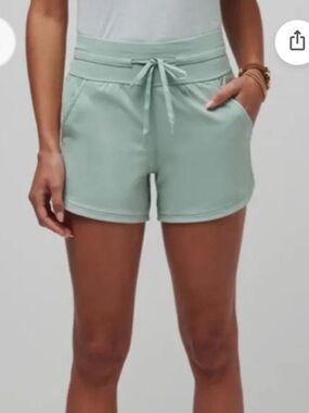 Travis Mathew Women's Moveknit Tie Shorts